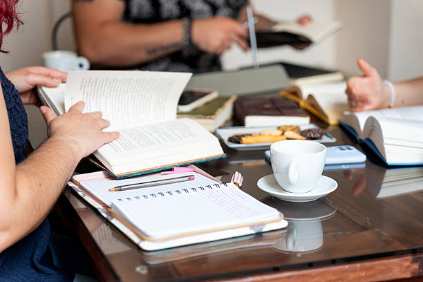 The Role of Peer Networks in Academic Writing Communities