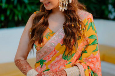 VAIDAAN’s Guide to Choosing the Perfect Haldi Set Colour for Your Skin Tone