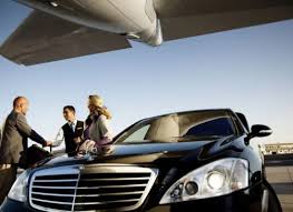 What to Expect from a Premium Scarborough Airport Limo Service