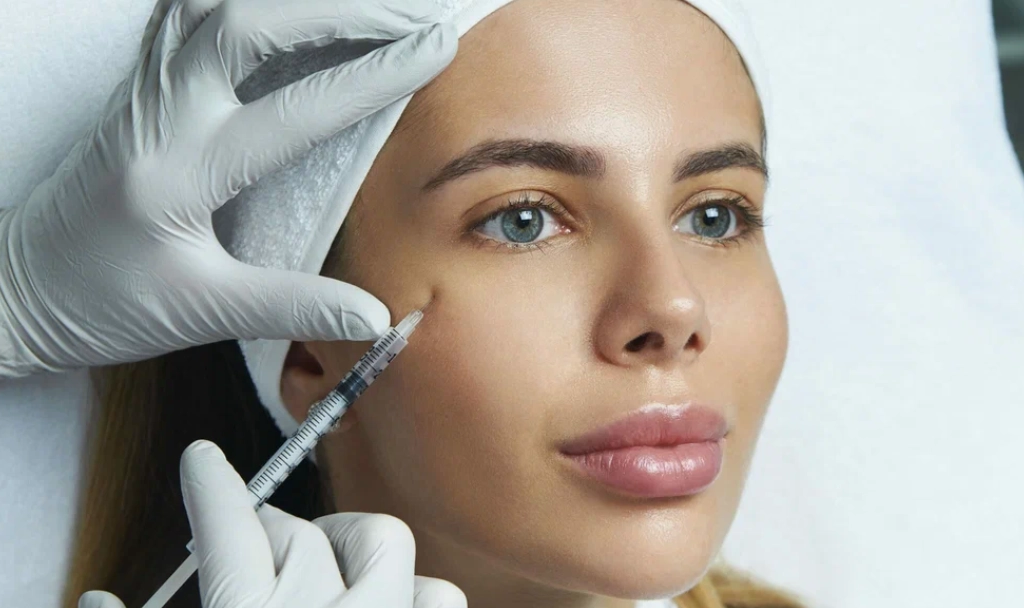 What Makes Cheek Fillers Injections Look Natural