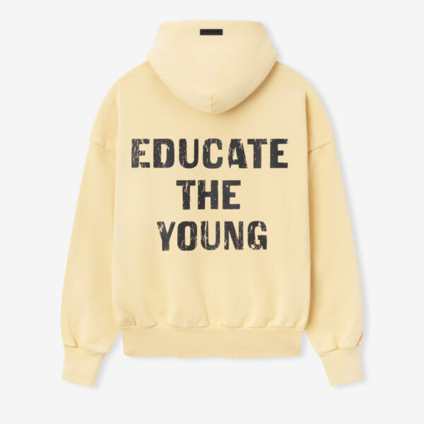 Essentials Pink Hoodie – A Perfect Blend of Soft Color and Streetwear Style