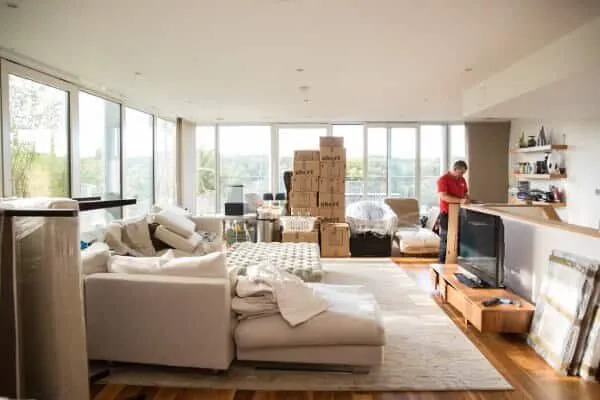 Professional Movers And Moving Services For Your UK Move