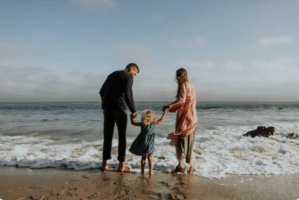 The Art of Capturing Emotion Through Glamour Portrait Photography and Family Beach Photography