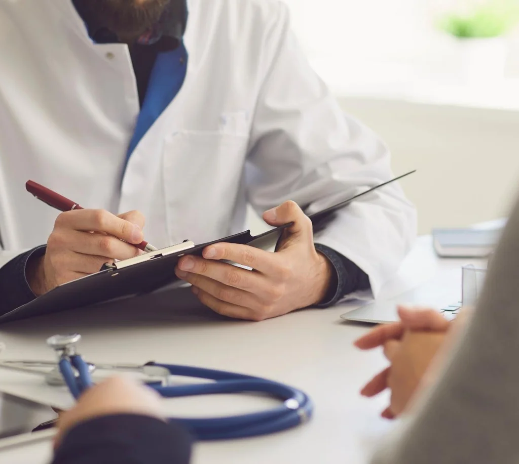 Choosing the Right Urological Surgeon in Dubai for Long Term Urological Care