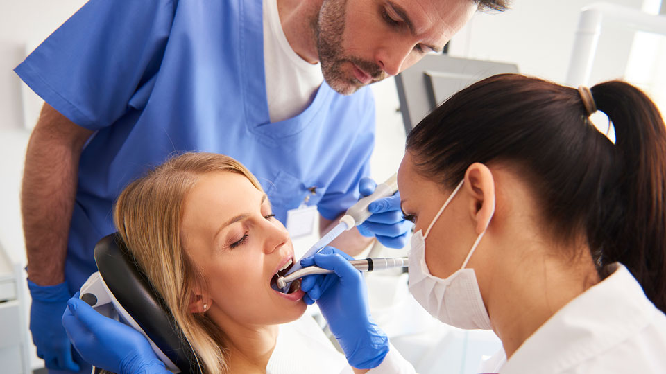Dental Hygienist Advice for Patients with Sensitive Teeth