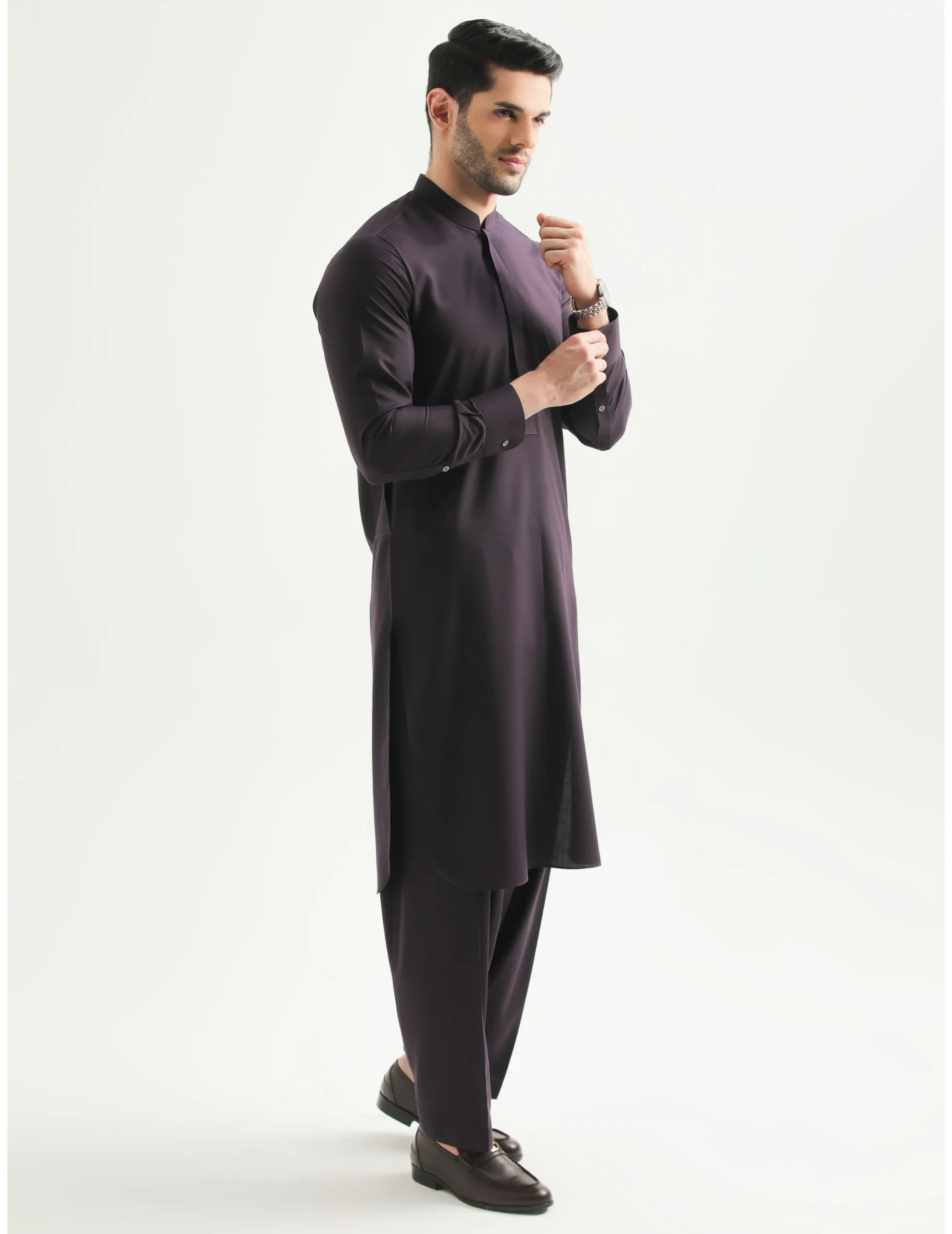 Best Shalwar kameez for men in pakistan