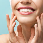 ما هو علاج مكافحة الشيخوخة الذي يعزز تماسك الوجه؟
