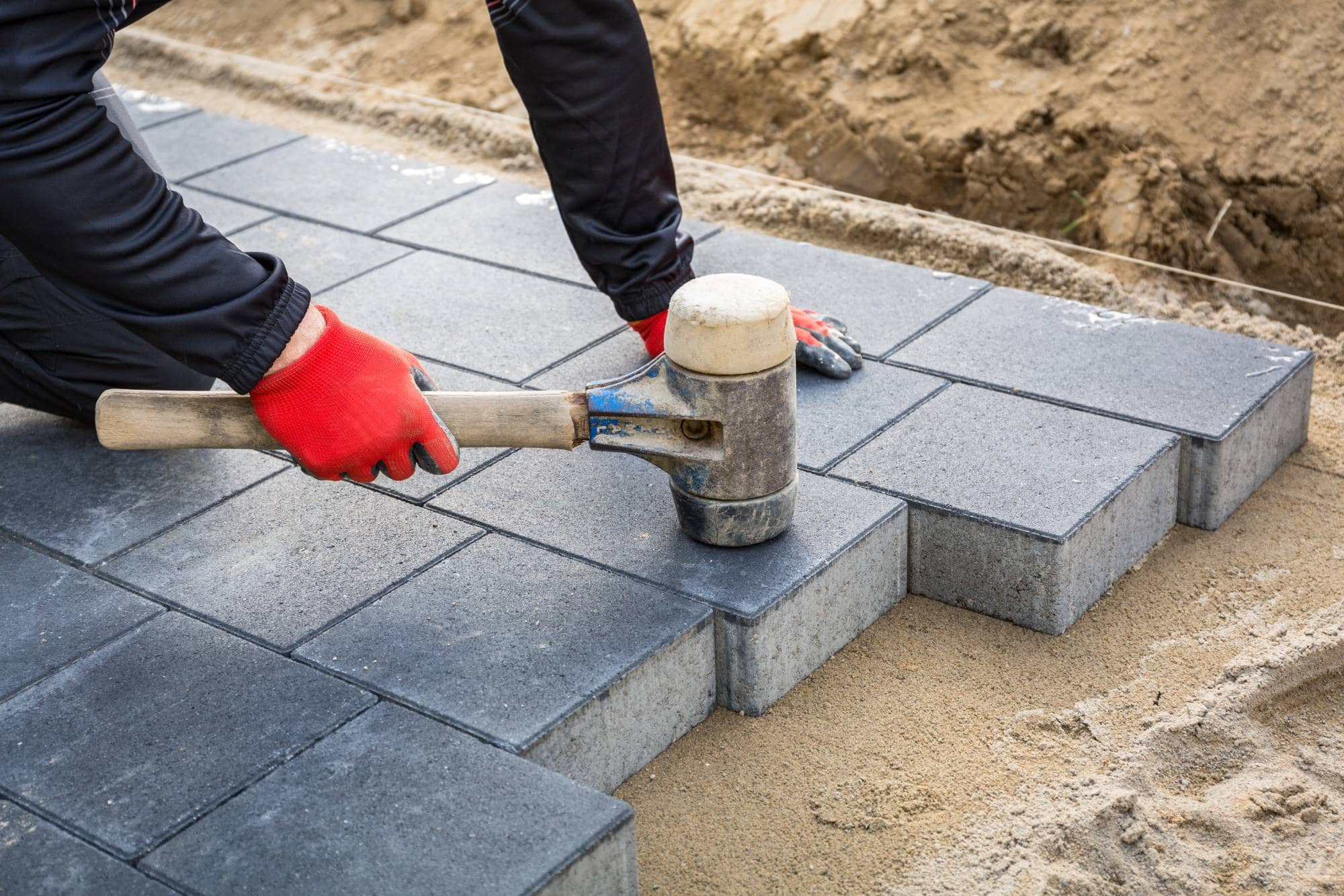 how to install a paver patio