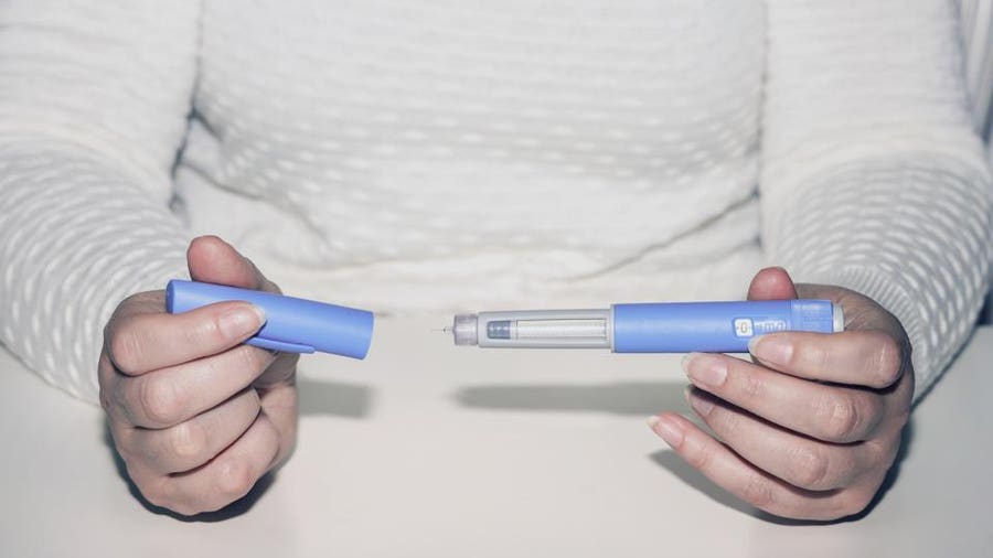 هل تساعد حقن ساكسيندا في السيطرة على الرغبة الشديدة في تناول الطعام؟