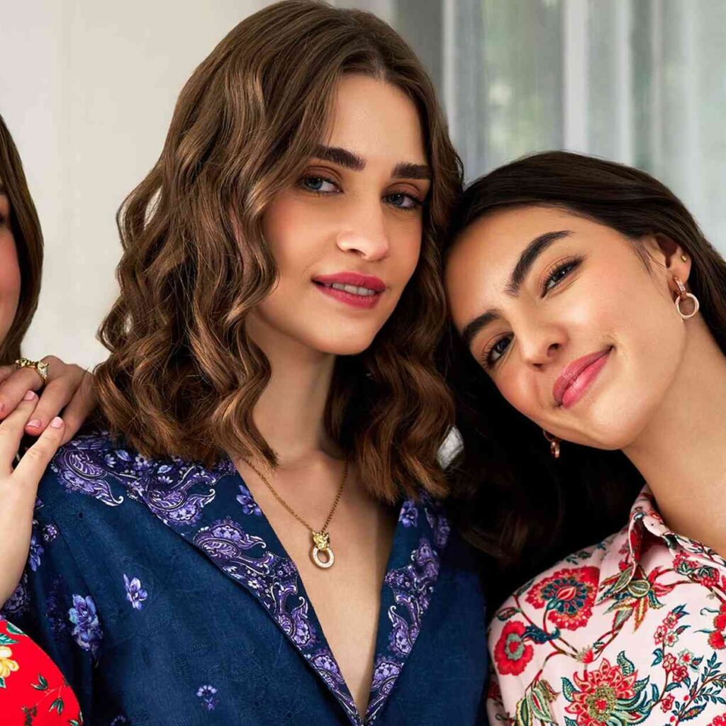 How to Build a Versatile Dress Collection in 2026