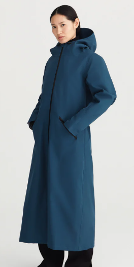 Women’s waterproof raincoat